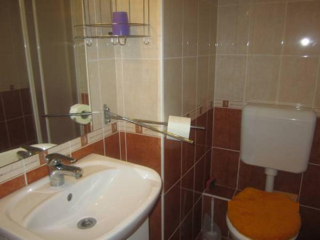 Harkány Gyoengyvirag Ueduelo - Mario Apartman חדר תמונה
